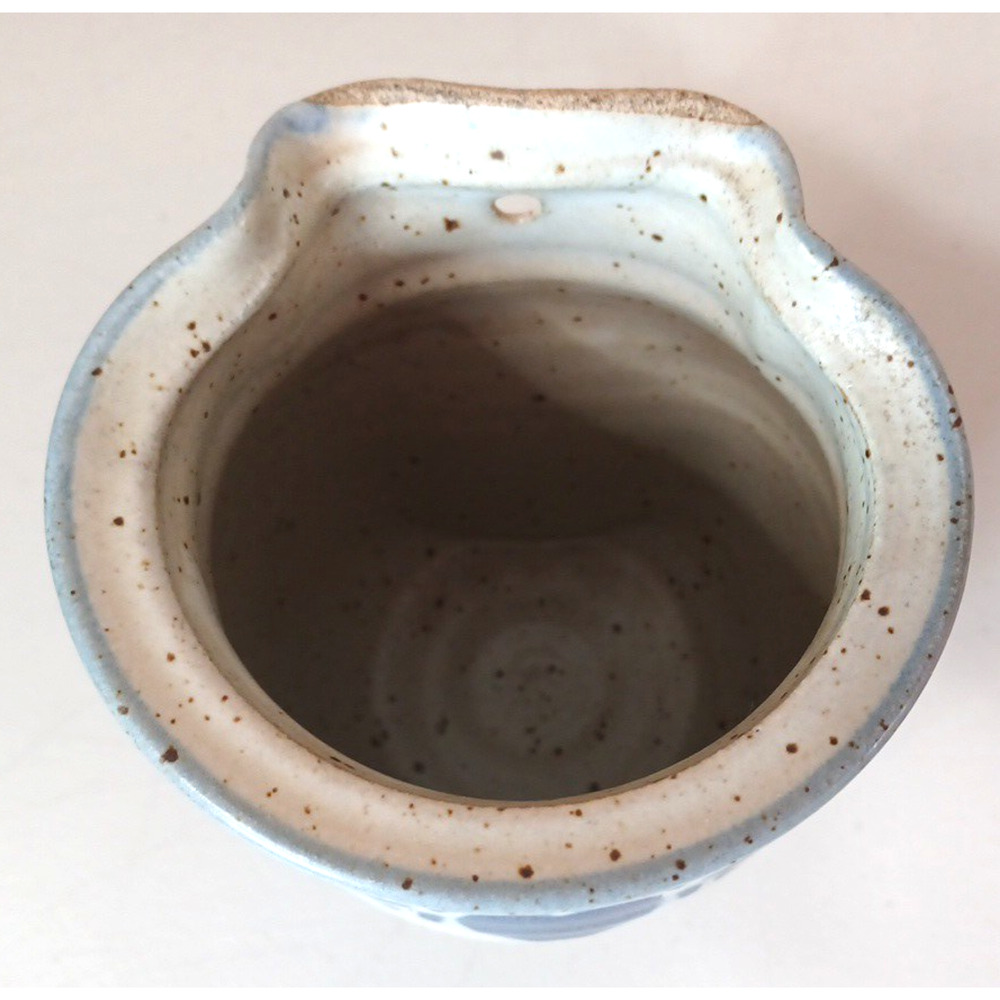 VTG Blue Heart Salt Speckled Stoneware Wall Vase Pocket 7x4 Country Cottage - Picture 8 of 16